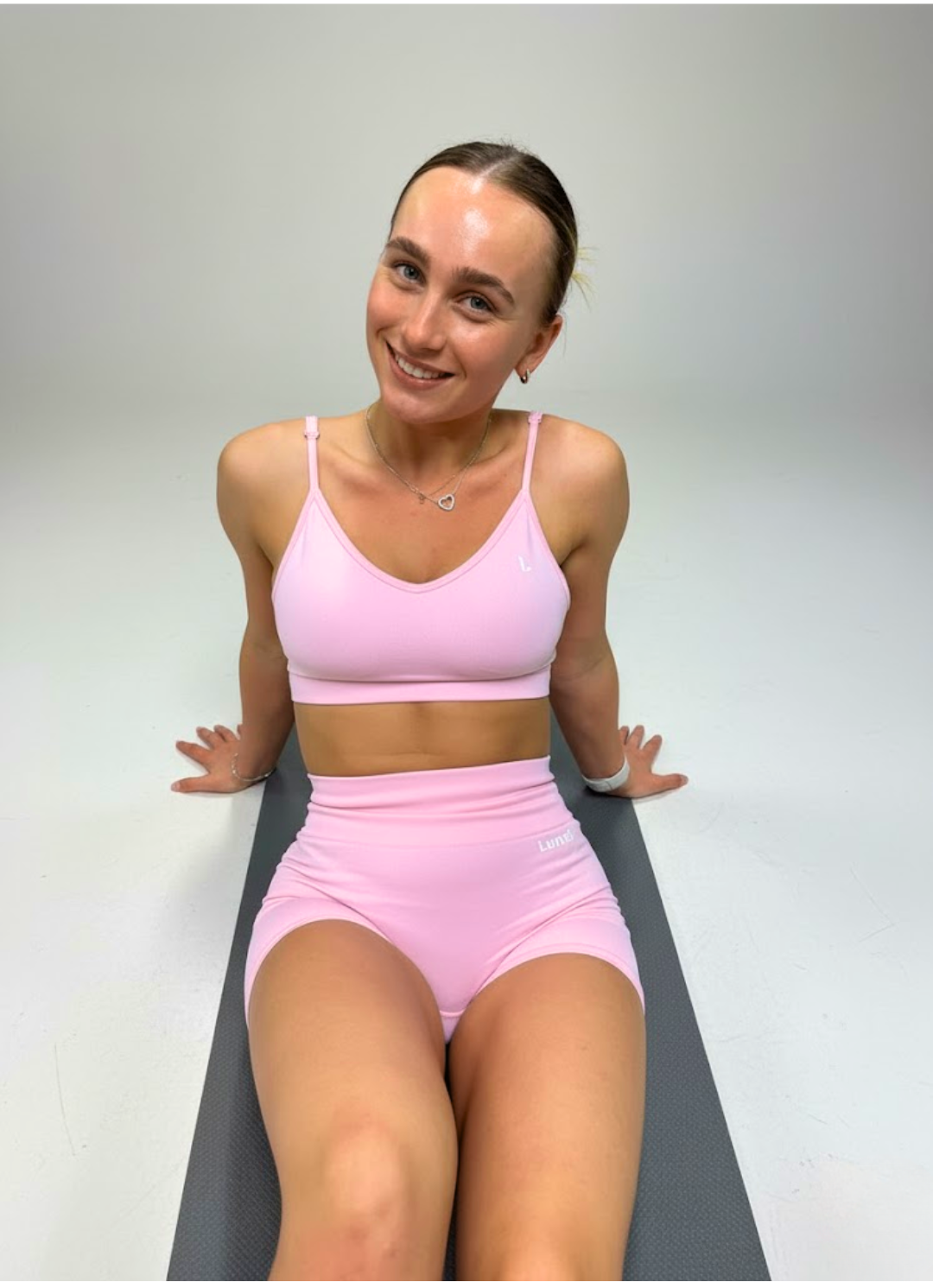 Top's & Sports Bra's